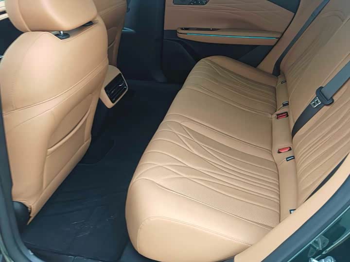 Geely Galaxy Starshine 8 EM-i, 2025 — фото 4 из 9
