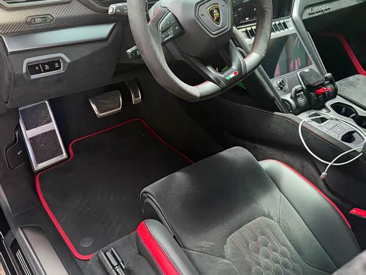 Lamborghini Urus, 2023 — фото 6 из 7