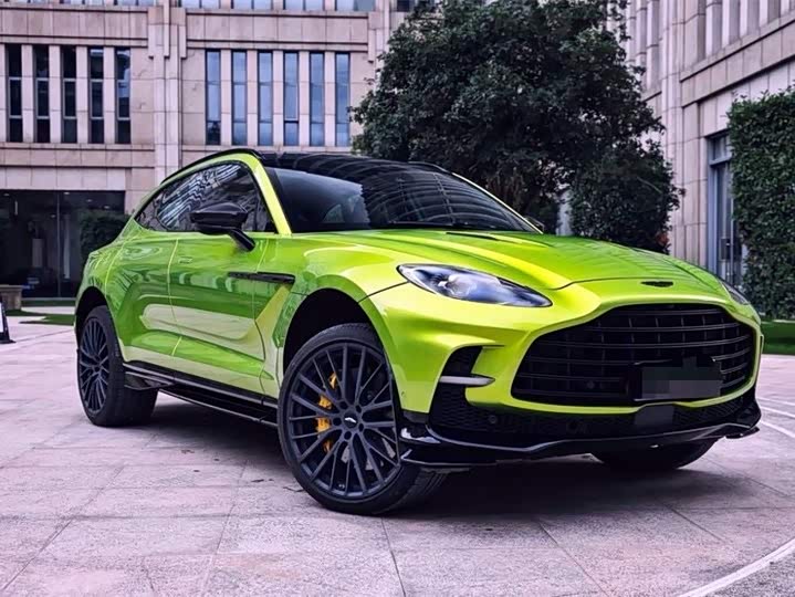 Aston Martin DBX, 2022 — фото 2 из 9