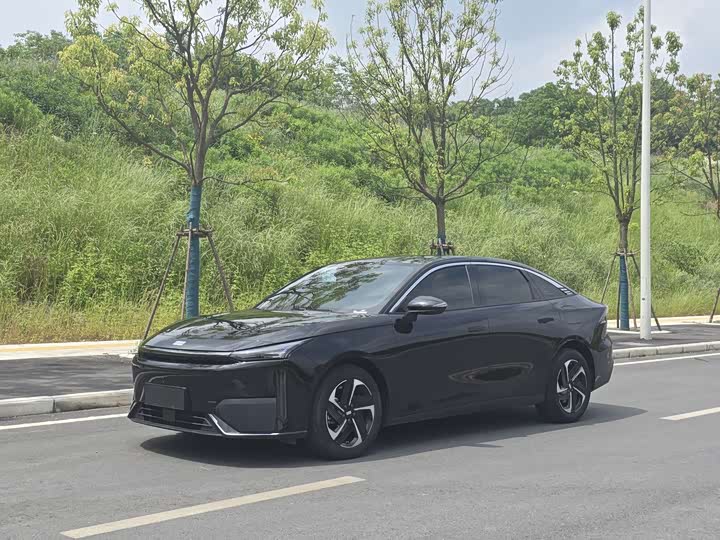 Geely Galaxy L6, 2024 — купить в Туле под ключ