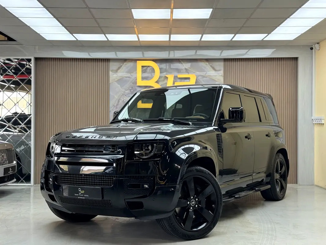 Land Rover Defender, 2025