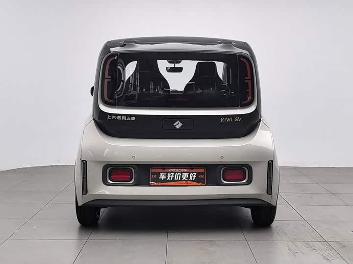Baojun KiWi EV, 2022 — фото 4 из 9