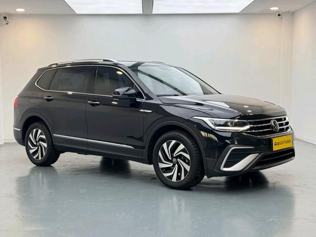 Volkswagen Tiguan L Pro, 2024 — фото 3 из 12