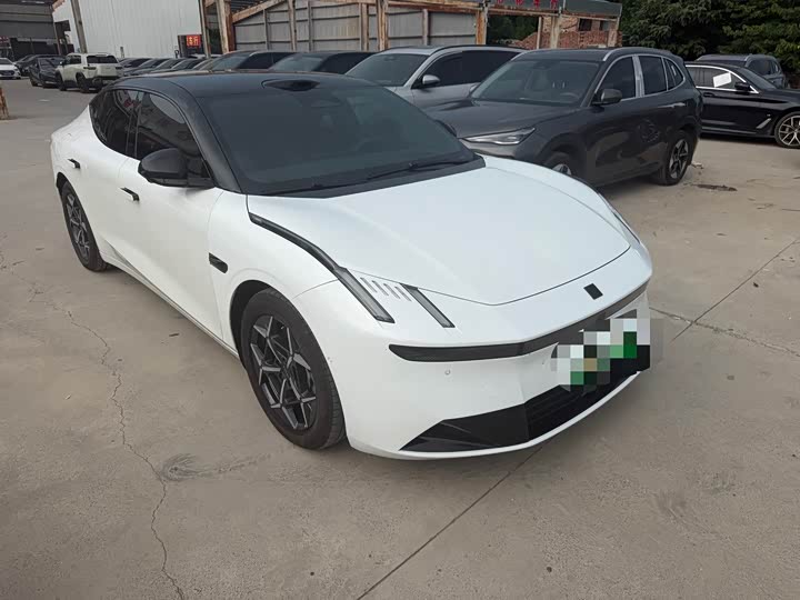 Lynk & Co 30 EM-P Hybrid, 2026 — фото 3 из 9