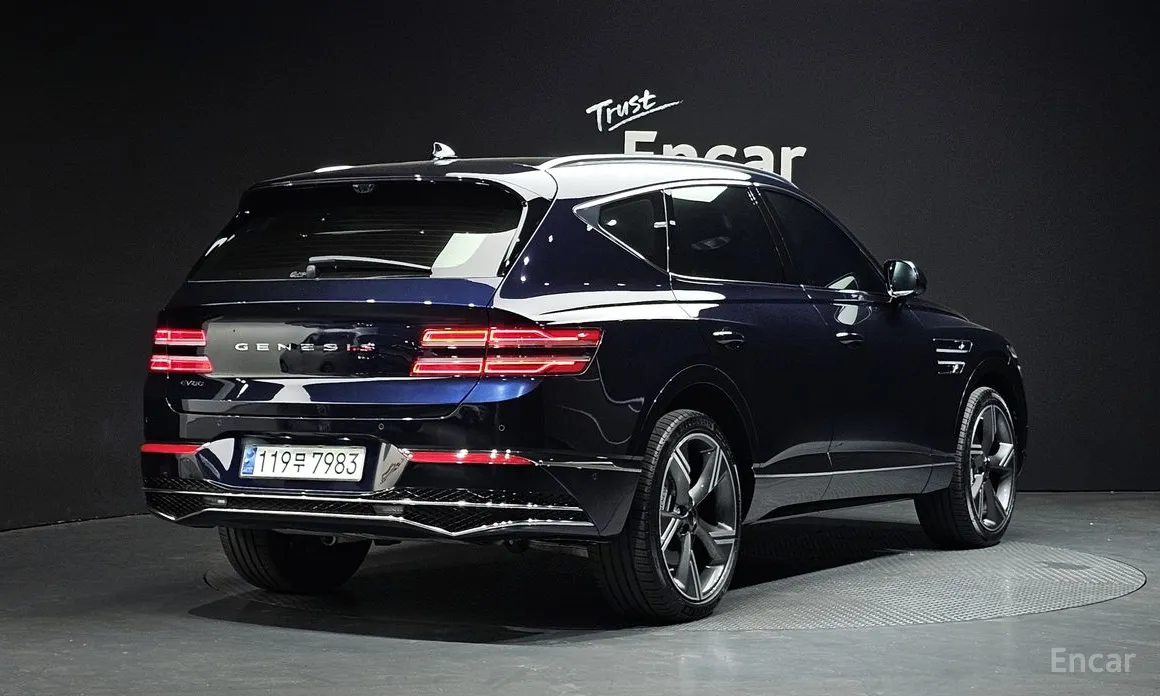 Genesis GV80, 2023 — фото 2 из 12