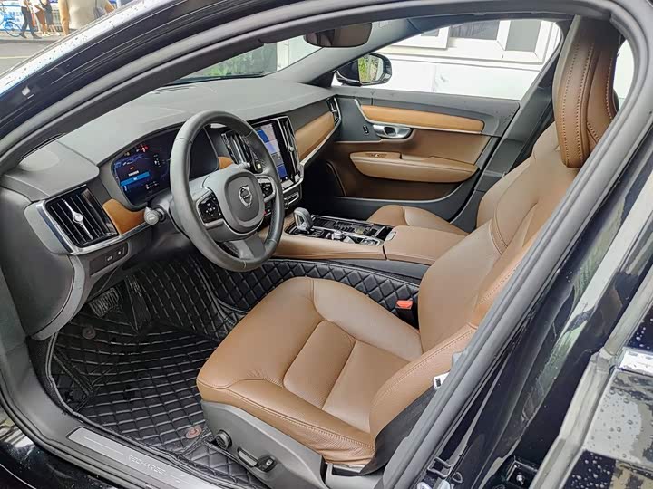 Volvo S90 Hybrid, 2023 — фото 7 из 9