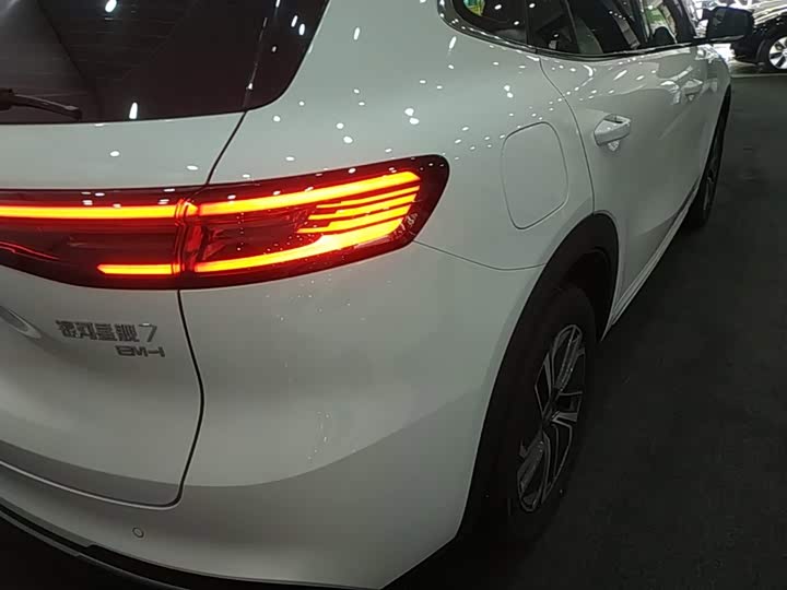 Geely Galaxy Starship 7, 2025 — фото 8 из 9