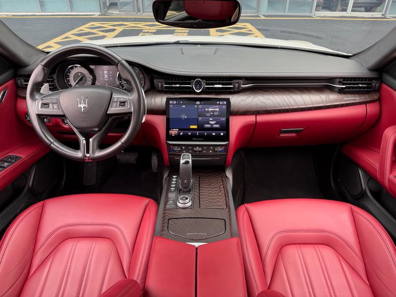 Maserati Quattroporte, 2021 — фото 6 из 12