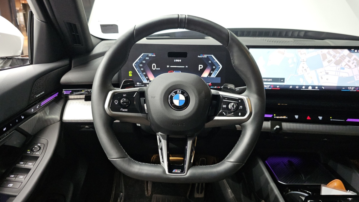 BMW 5 Series, 2024 — фото 9 из 12