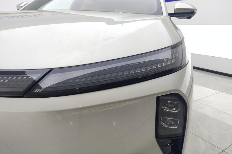 Dongfeng Aeolus L8, 2025 — фото 4 из 12