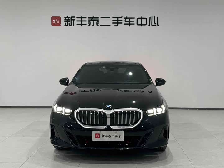 BMW 5 Series, 2025 — фото 4 из 9