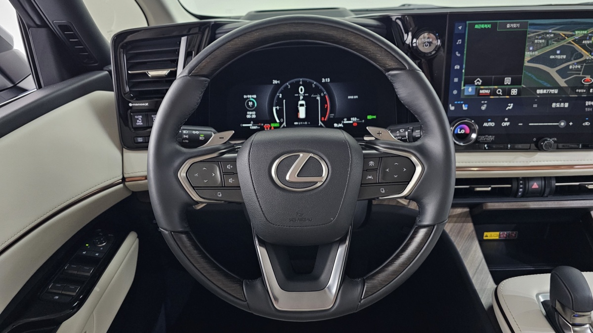 Lexus LM, 2024 — фото 12 из 12