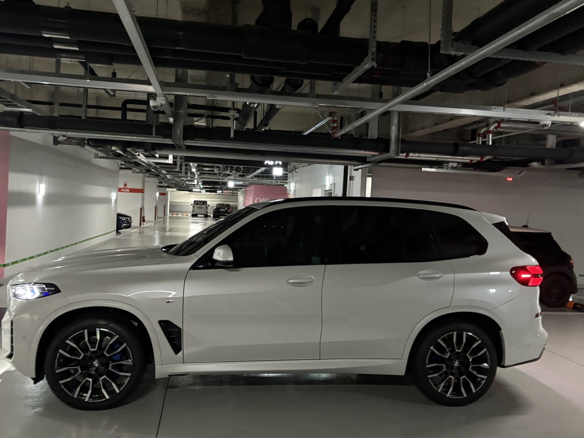 BMW X5, 2026 — фото 9 из 10