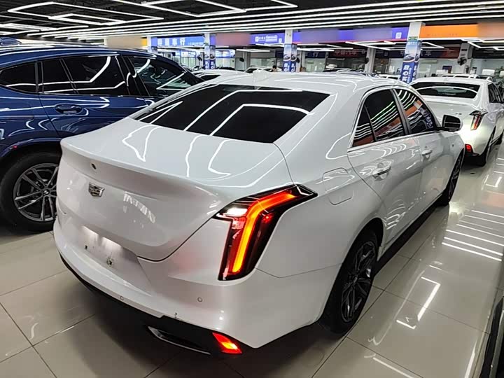 Cadillac CT4, 2023 — фото 7 из 9