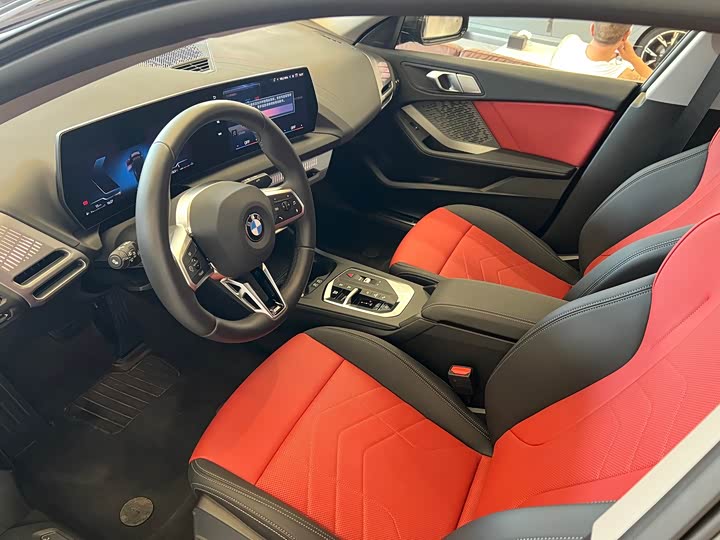 BMW 2 Series, 2025 — фото 8 из 9