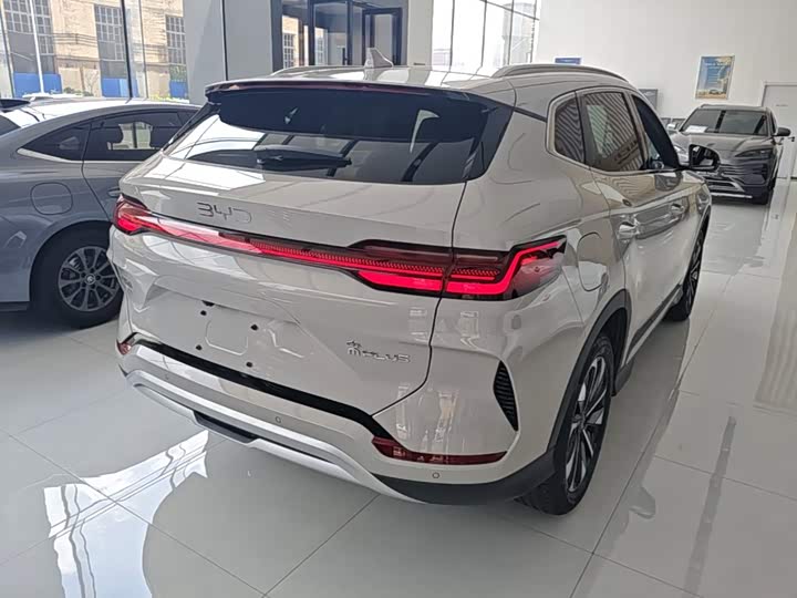 BYD Song Plus Hybrid/EV, 2024 — фото 7 из 9