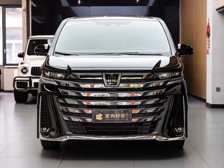 Toyota Vellfire, 2025 — фото 2 из 9