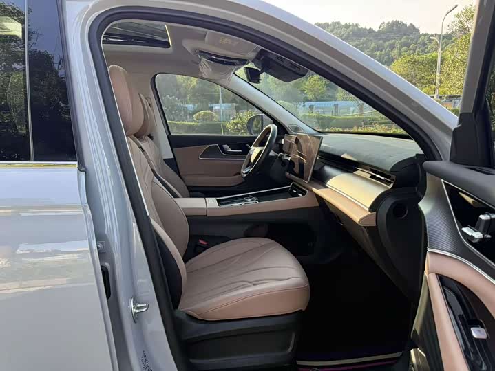 Chery Tiggo 8L, 2024 — фото 6 из 9