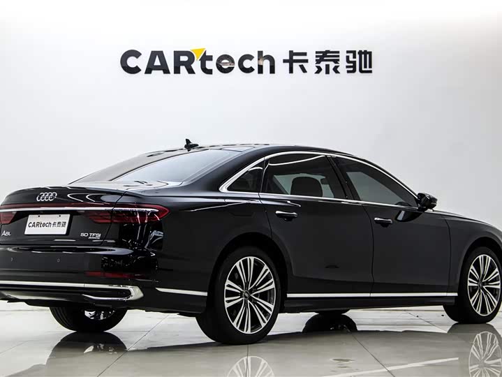 Audi A8, 2023 — фото 5 из 9