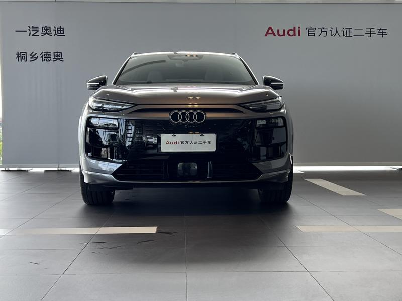 Audi Q6L e-tron, 2025 — фото 2 из 12