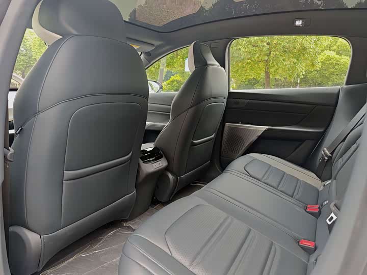 Dongfeng Yipai eπ 007, 2025 — фото 6 из 9