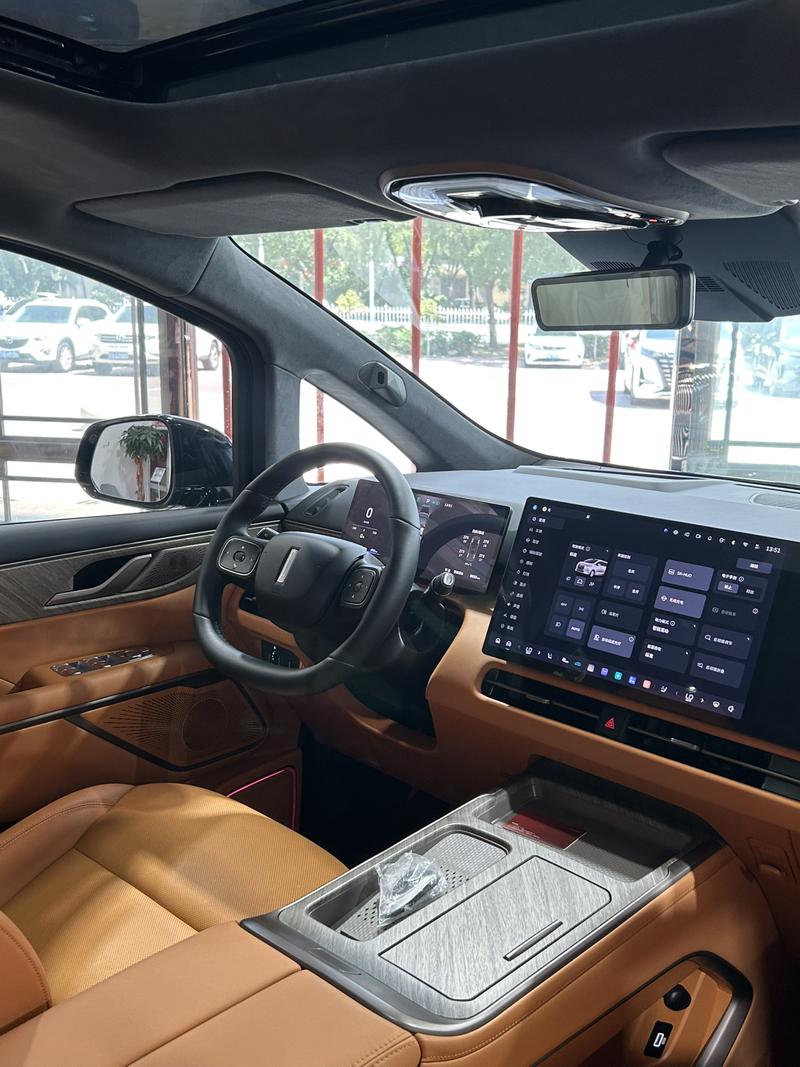 Wey 80 Hybrid, 2025 — фото 2 из 6