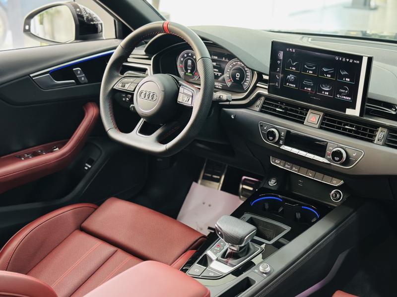 Audi A4L, 2025 — фото 8 из 12