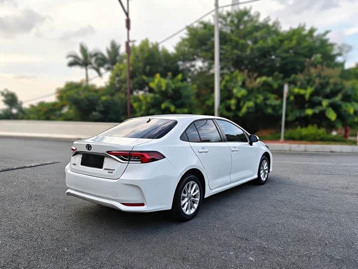 Toyota Corolla, 2022 — фото 7 из 9