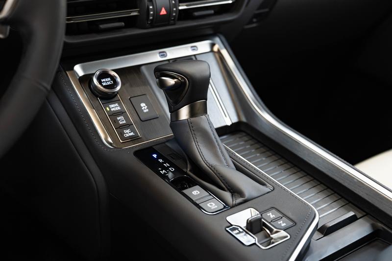 Lexus GX, 2025 — фото 11 из 12