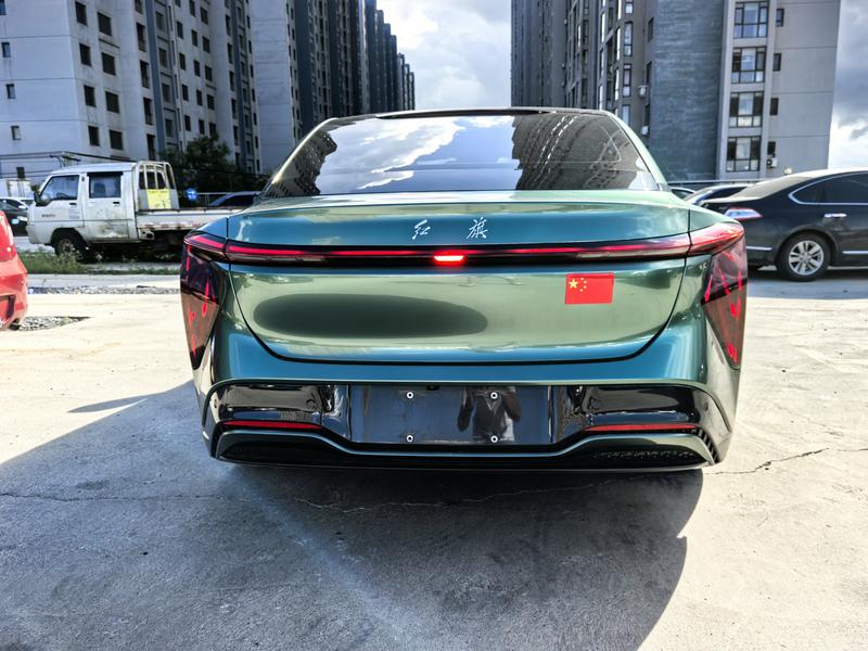 Hongqi EH7, 2024 — фото 5 из 12
