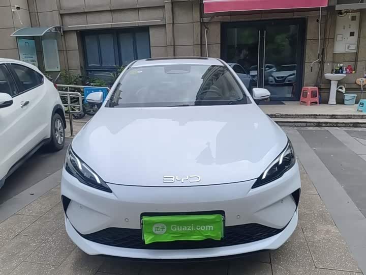 BYD Seal 05 DM-i Hybrid, 2024 — фото 3 из 9