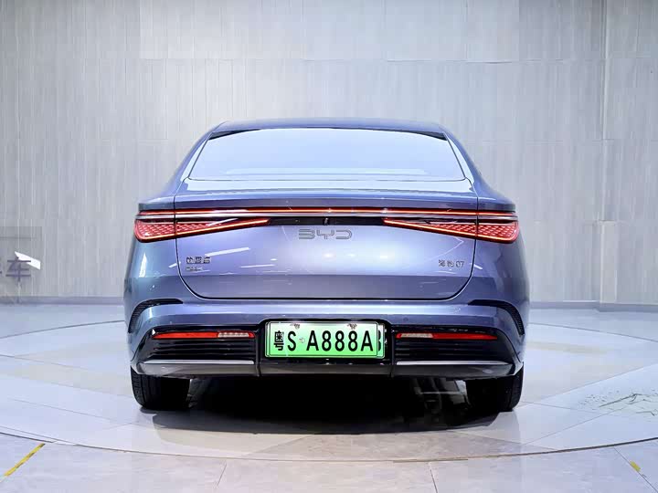 BYD Seal 07 DM-i Hybrid, 2025 — фото 4 из 9