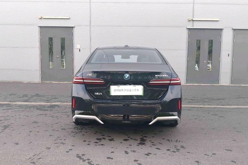 BMW i5, 2025 — фото 3 из 8