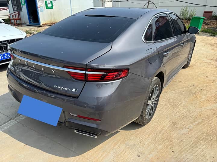 Geely Preface, 2025 — фото 7 из 9