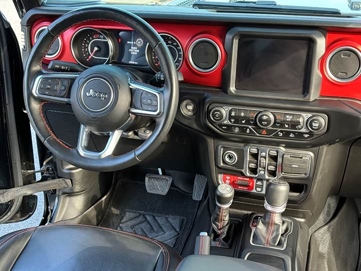 Jeep Wrangler, 2023 — фото 6 из 9