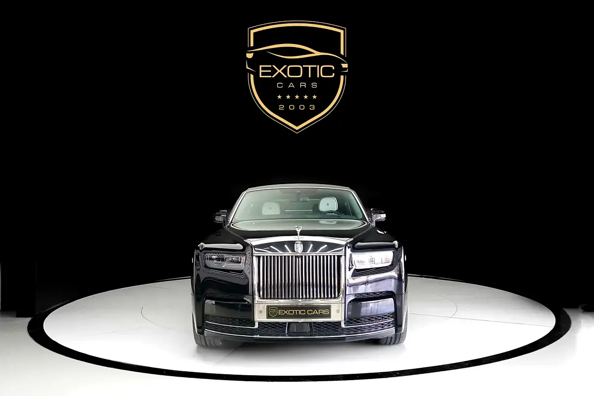 Rolls-Royce Phantom, 2025 — фото 2 из 10