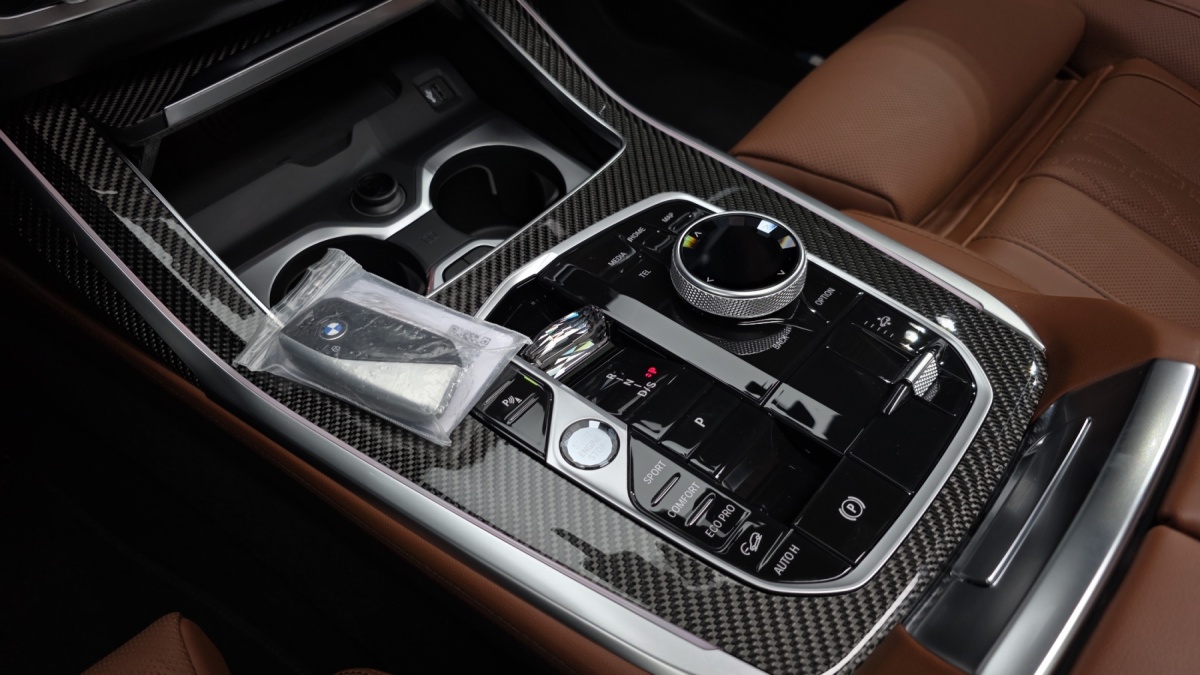 BMW X7, 2026 — фото 9 из 12