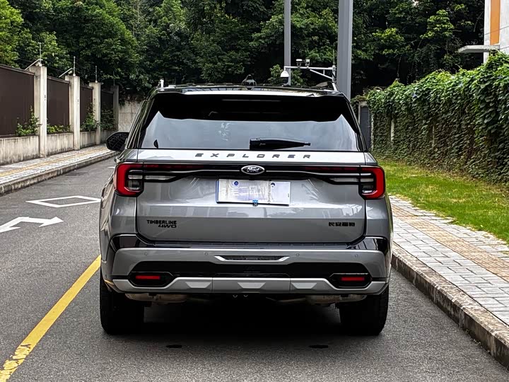 Ford Explorer, 2025 — фото 9 из 9