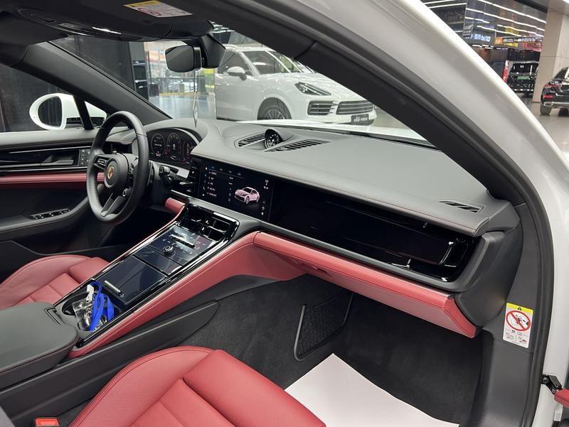 Porsche Panamera, 2025 — фото 7 из 10