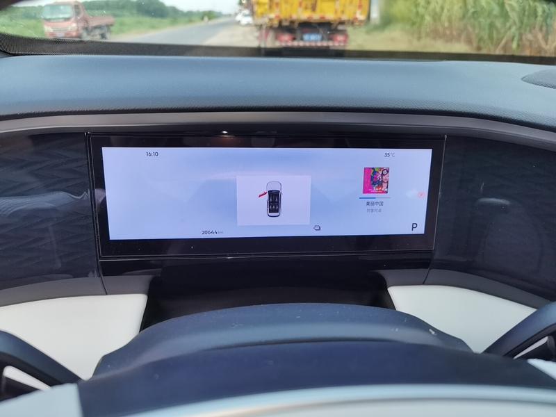 Geely Galaxy L7, 2025 — фото 6 из 12