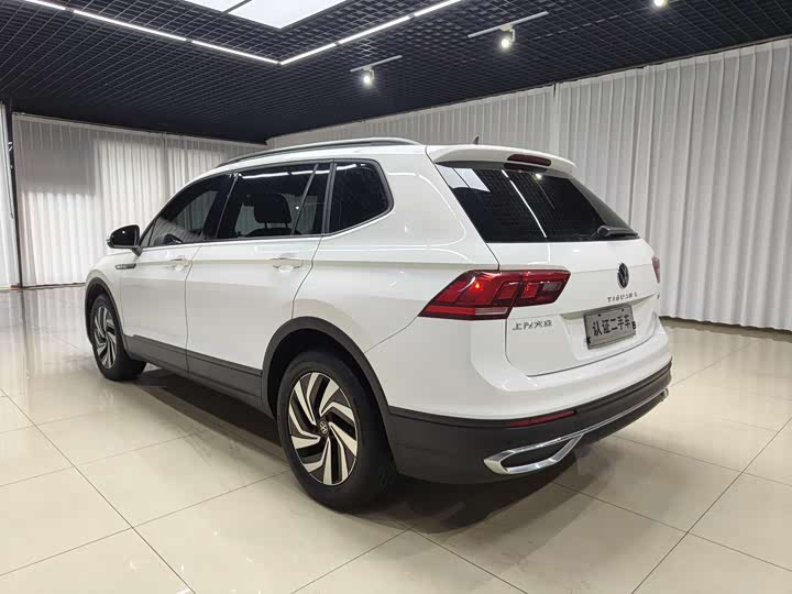 Volkswagen Tiguan L Pro, 2022 — фото 6 из 9