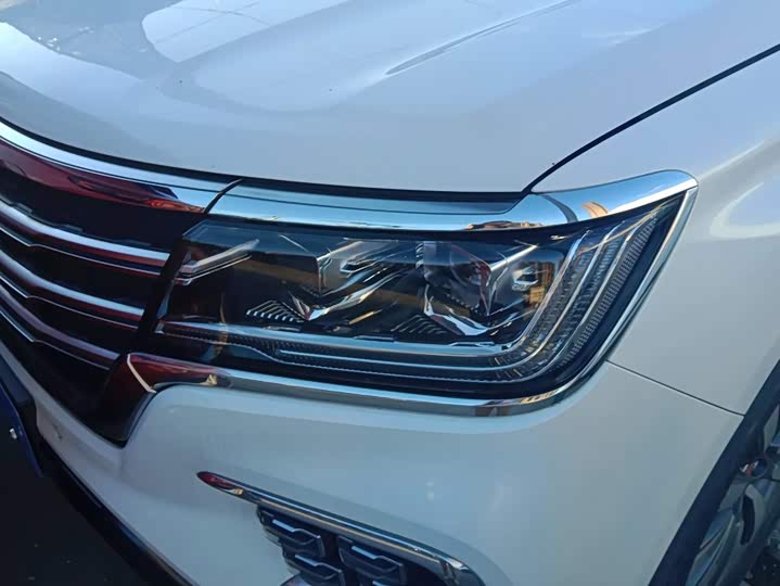 Roewe RX8, 2023 — фото 5 из 9