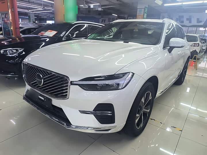 Volvo XC60, 2026 — купить в Костроме под ключ