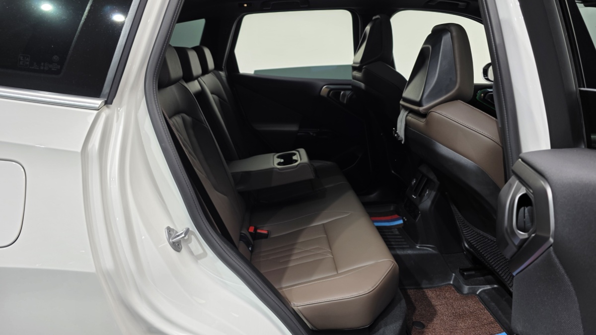 BMW X3, 2025 — фото 12 из 12