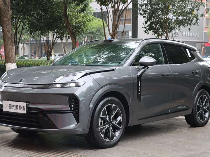 Lynk & Co 08 EM-P Hybrid, 2025 — купить в Чебоксарах под ключ