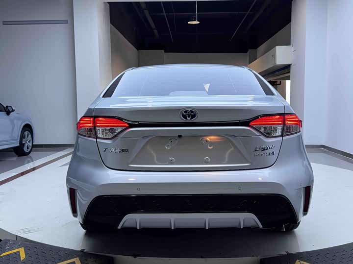 Toyota Levin, 2022 — фото 4 из 9