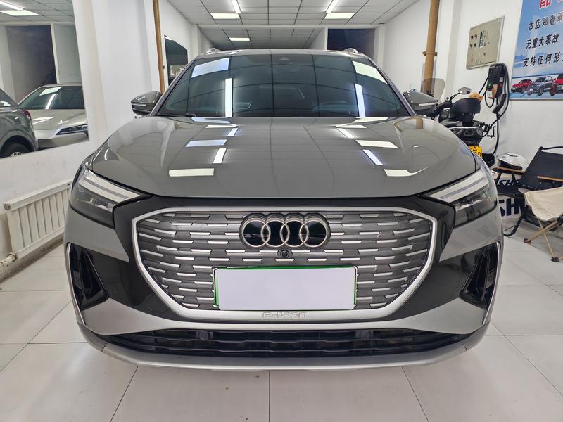 Audi Q4 e-tron, 2024 — фото 2 из 12