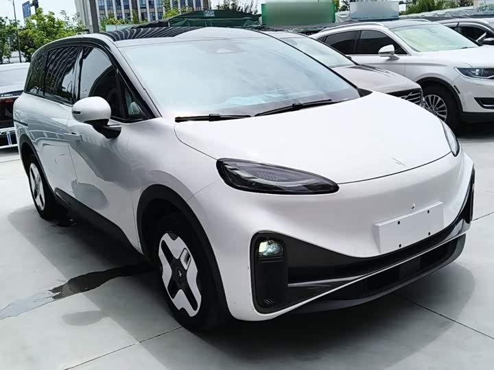 BAIC Arcfox Kaola, 2023 — фото 4 из 9