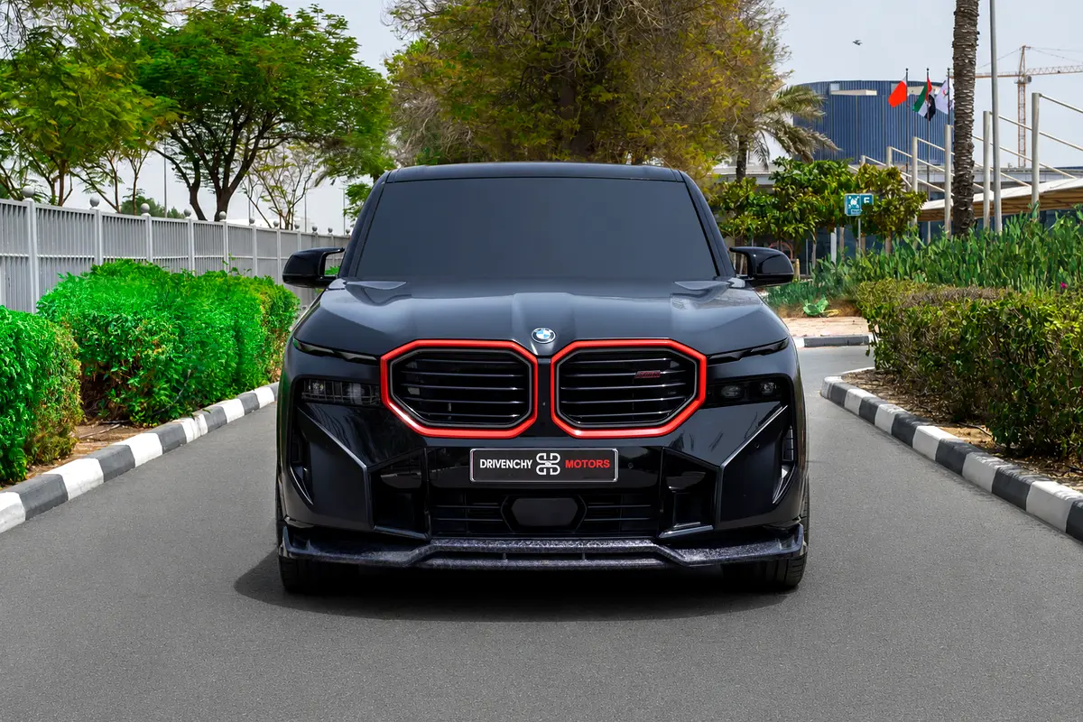 BMW XM, 2025 — фото 2 из 10