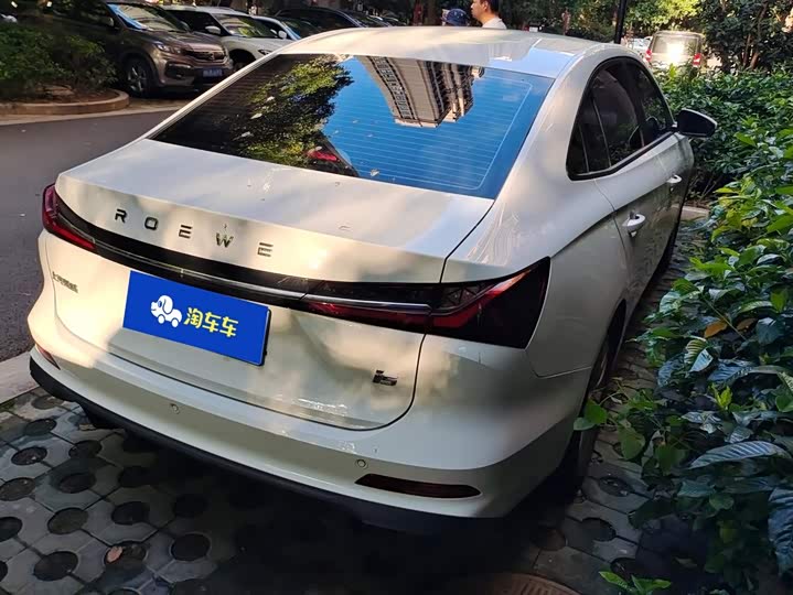 Roewe i5, 2025 — фото 3 из 9